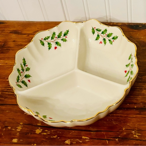 Lenox Holiday Scalloped Edge Divided Condiment Serving Bowl - Picture 2 of 5